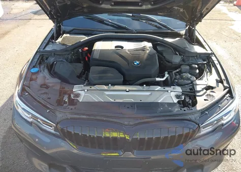 2020 BMW 330I xDrive z USA, uszkodzony, nr VIN 3MW5R7J01L8B22683